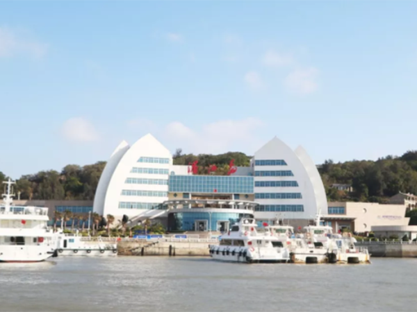 業盛堂福建莆田湄洲島“凝心聚力，愛在路上”旅游拓展活動