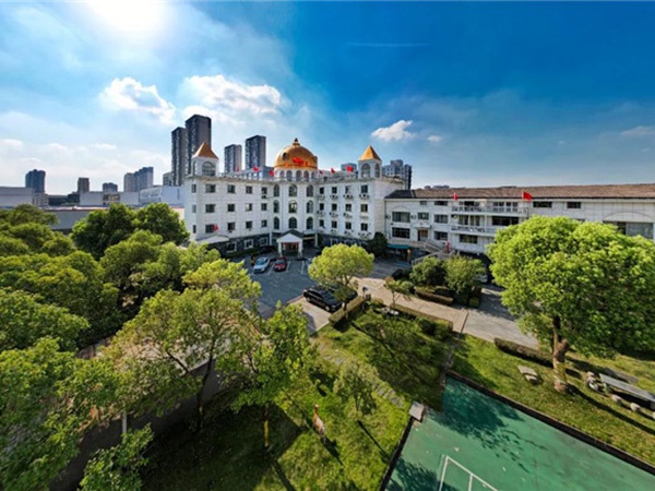 堅守業盛堂集團使命，打造專業培訓團隊——學術培訓部